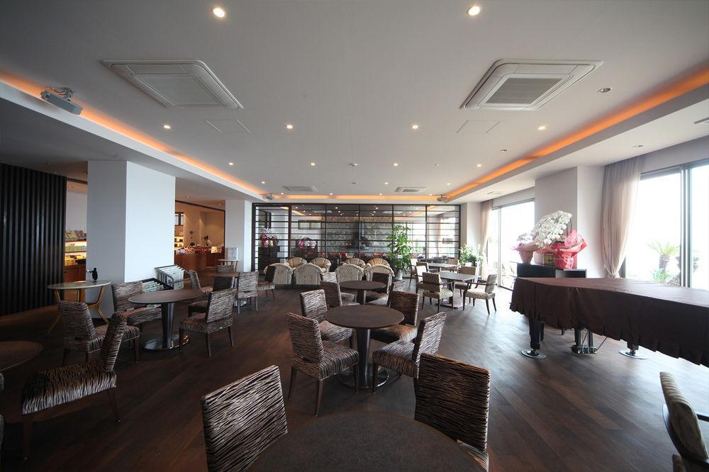 منتجع أمان سيكاي  بيبّ المظهر الخارجي الصورة The lounge at Fukuoka Airport