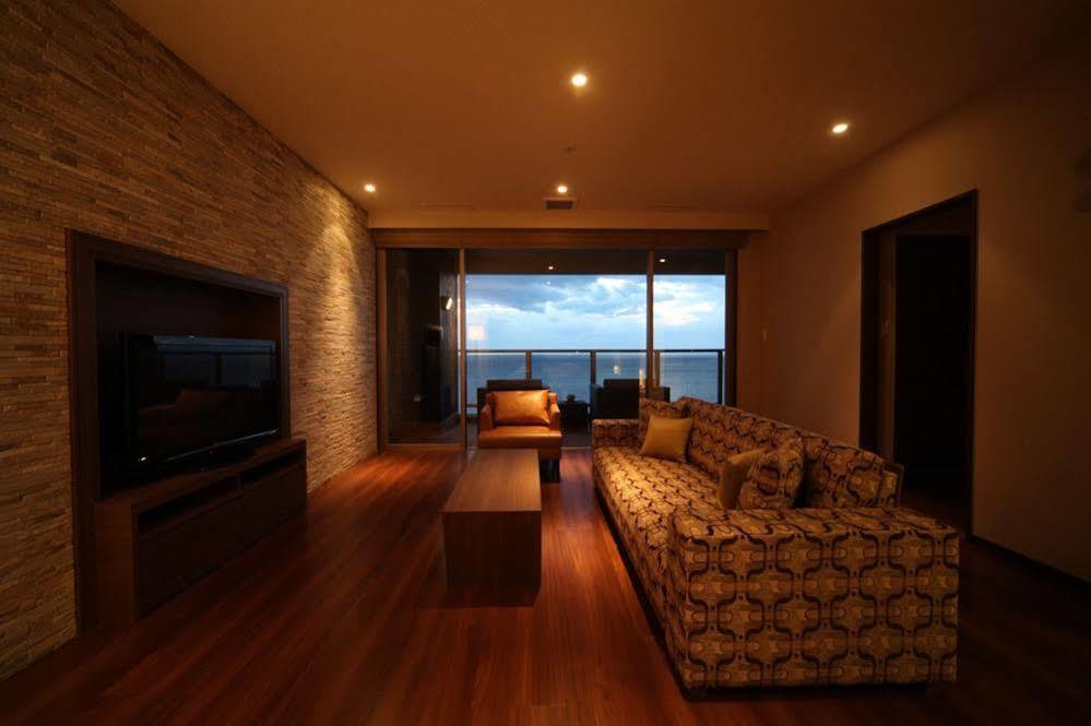 منتجع أمان سيكاي  بيبّ المظهر الخارجي الصورة A living room in a Japanese apartment